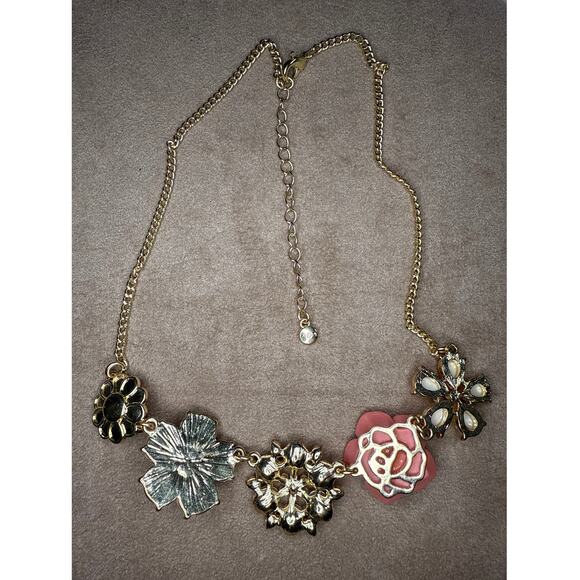 Vintage Liz Claiborne Signed Peach Rinestone Flower Bib Necklace Adjustable - Picture 4 of 7